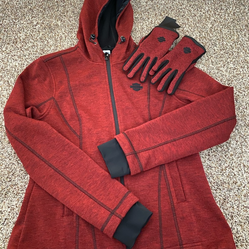 Harley Davidson jacket with matching gloves